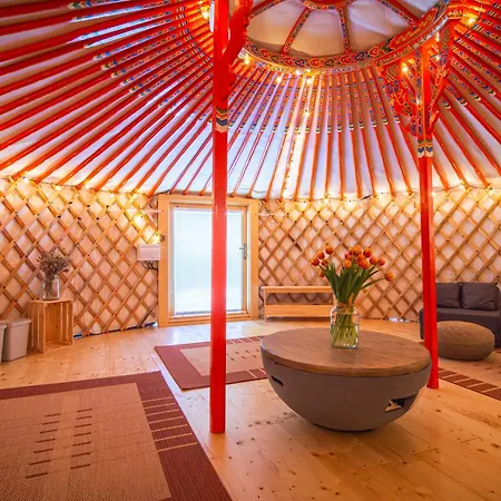 Jurta Pod Kriváňom Vavrisovo